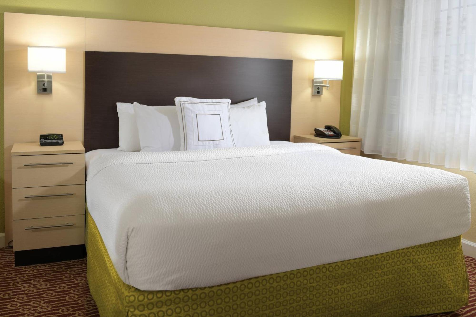 Towneplace Suites By Marriott Lake Jackson Clute מראה חיצוני תמונה