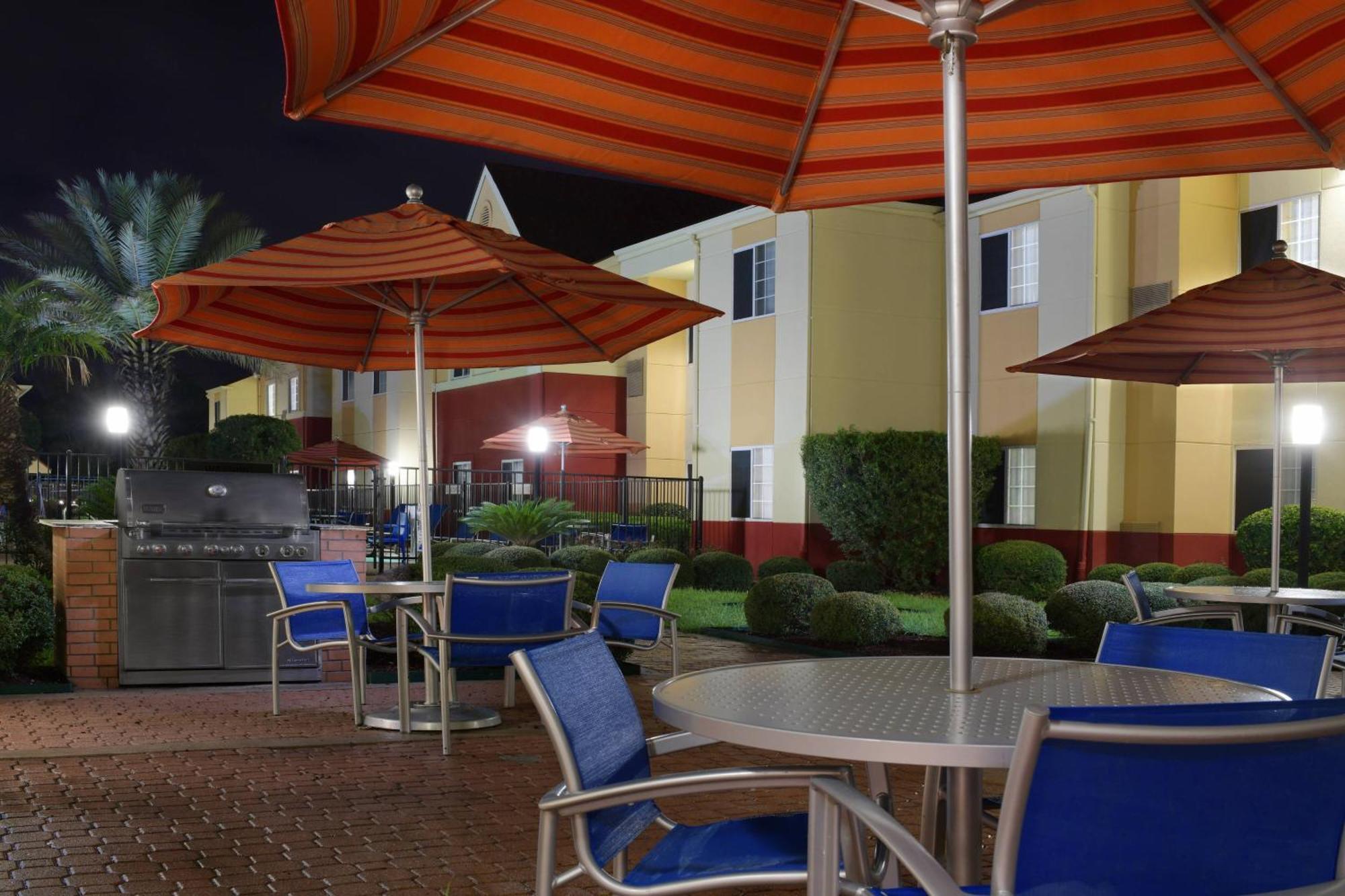 Towneplace Suites By Marriott Lake Jackson Clute מראה חיצוני תמונה