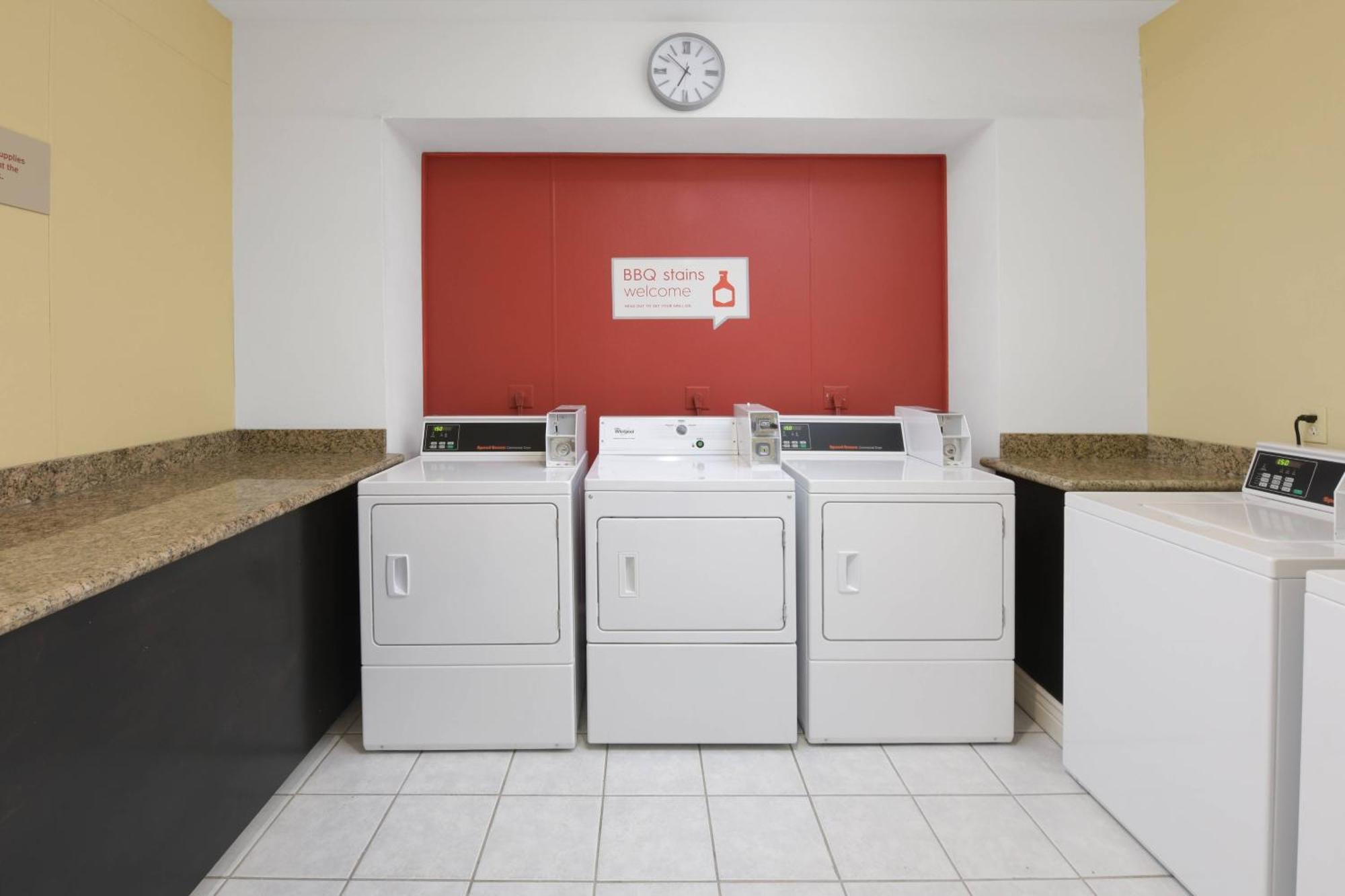 Towneplace Suites By Marriott Lake Jackson Clute מראה חיצוני תמונה