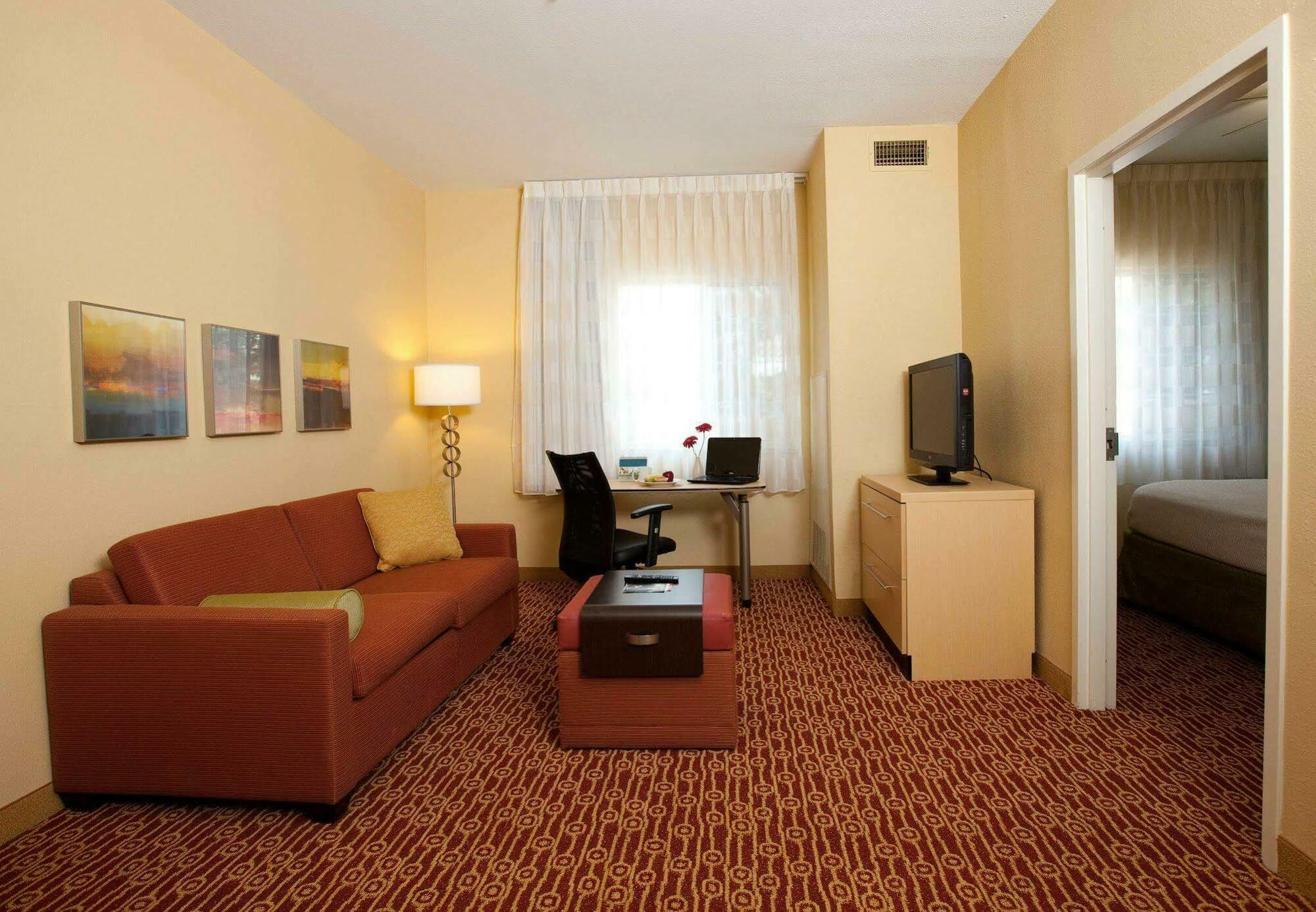 Towneplace Suites By Marriott Lake Jackson Clute מראה חיצוני תמונה